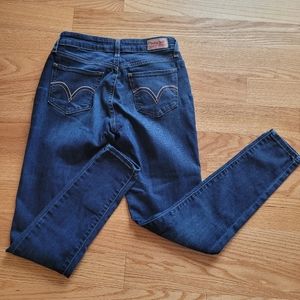 Levis straight leg jeans